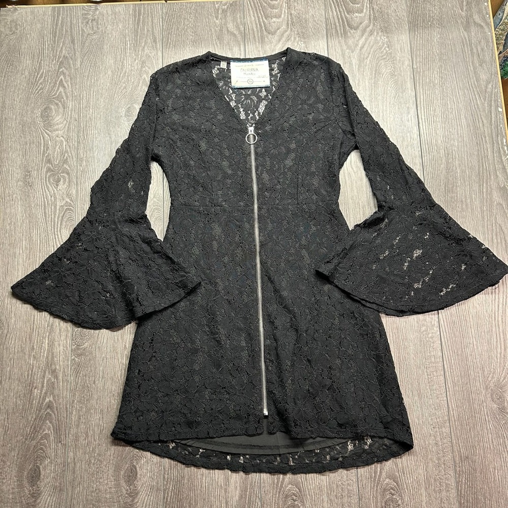 California MoonRise Black Lace Bell Sleeve Zip Front Mini Dress Small
